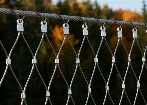 Δίχτυα προστασίας από πτώση φτιαγμένα από συρματόσχοινο από ανοξείδωτο χάλυβα 3.0mm που χρησιμοποιούνται για την πλήρωση κιγκλιδωμάτων